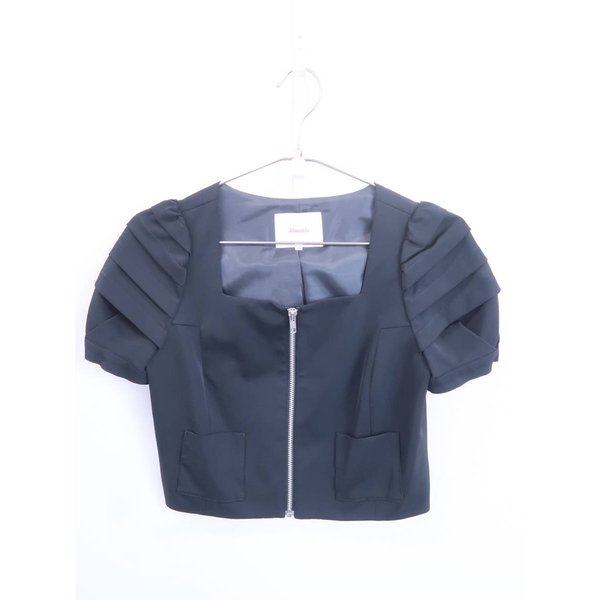 Johanna ho clothes