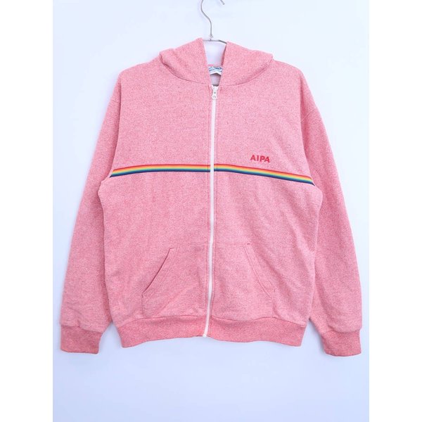 AIPA clothes