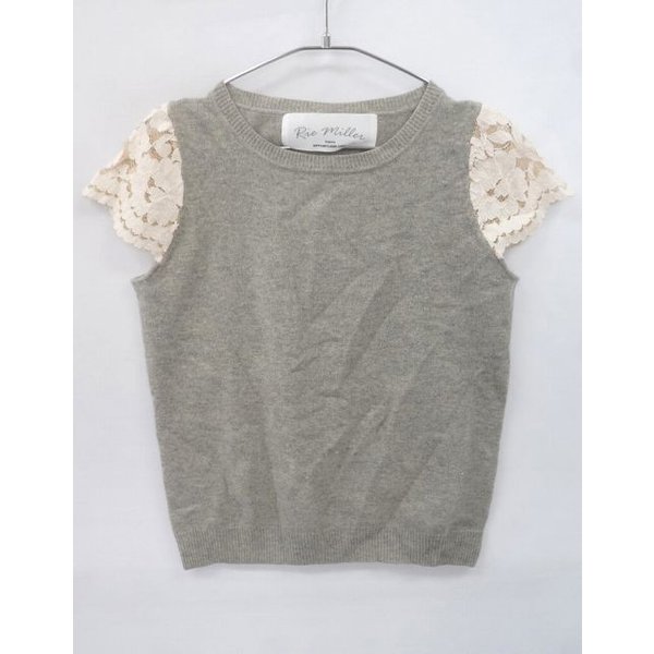 Rie miller clothes