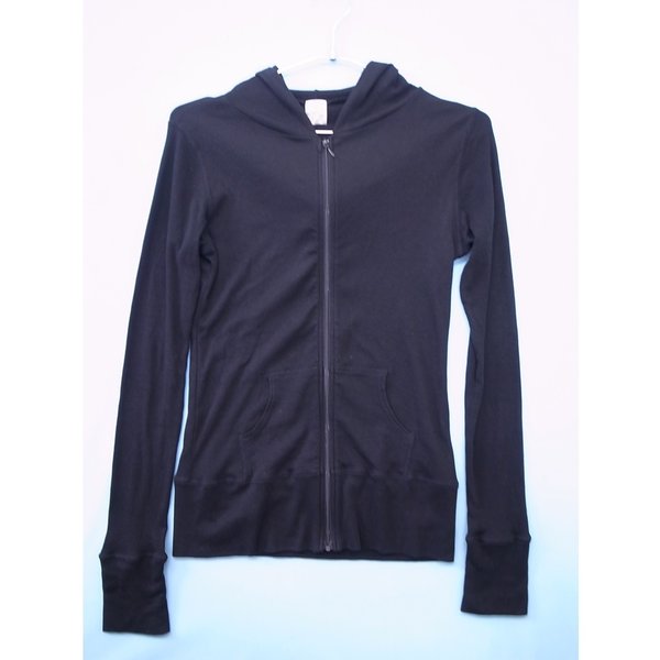 Vingt Neuf 29 clothes