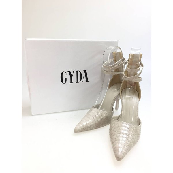 GYDA shoes