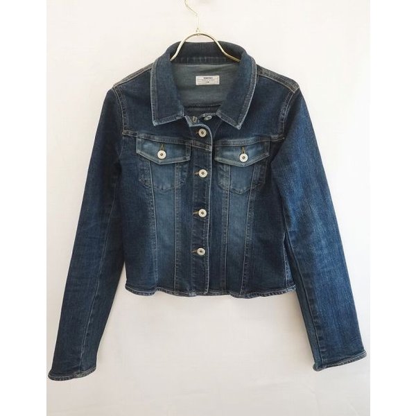 PERSON’S clothes