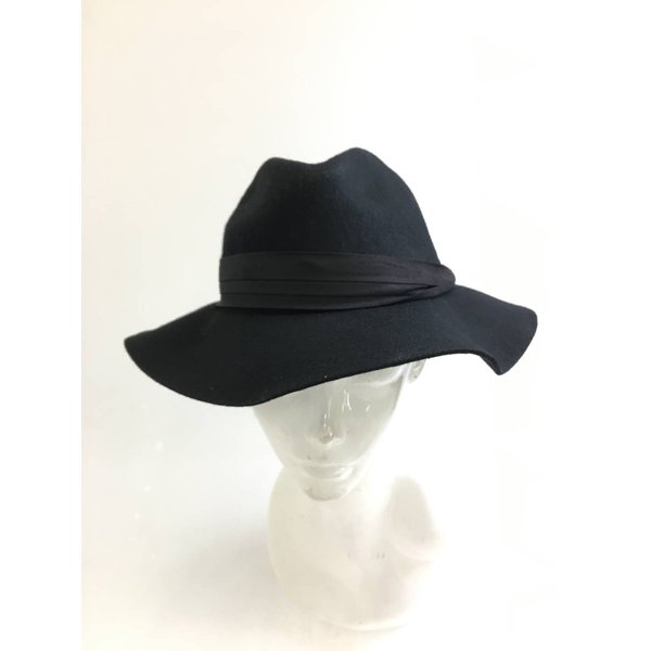 AZUL BY MOUSSY hat