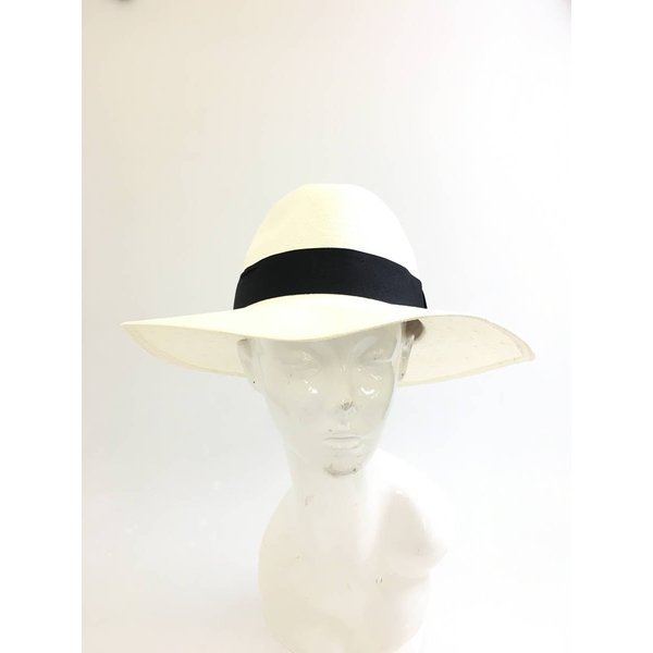 DURAS hat