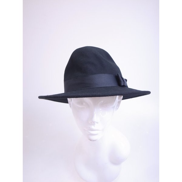 EGOIST hat