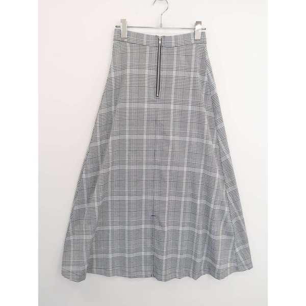 NiCORON clothes