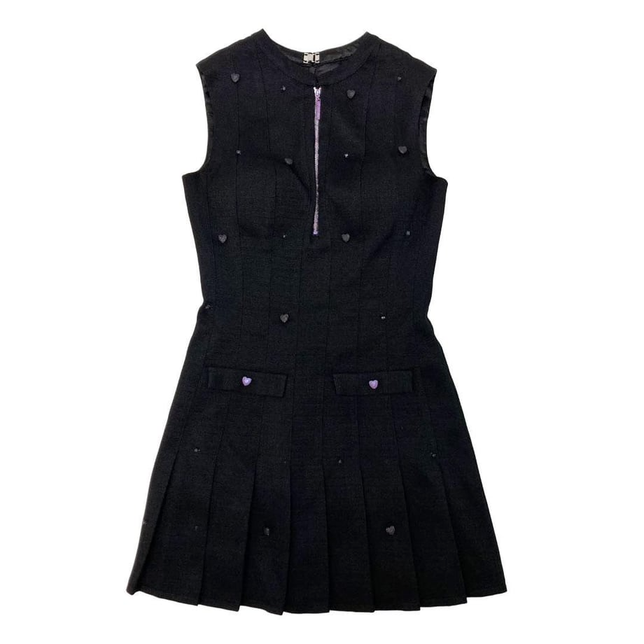 【ROBE de FLEURS / ローブドフルール】ハートビジューバストジッププリーツミニキャバドレス